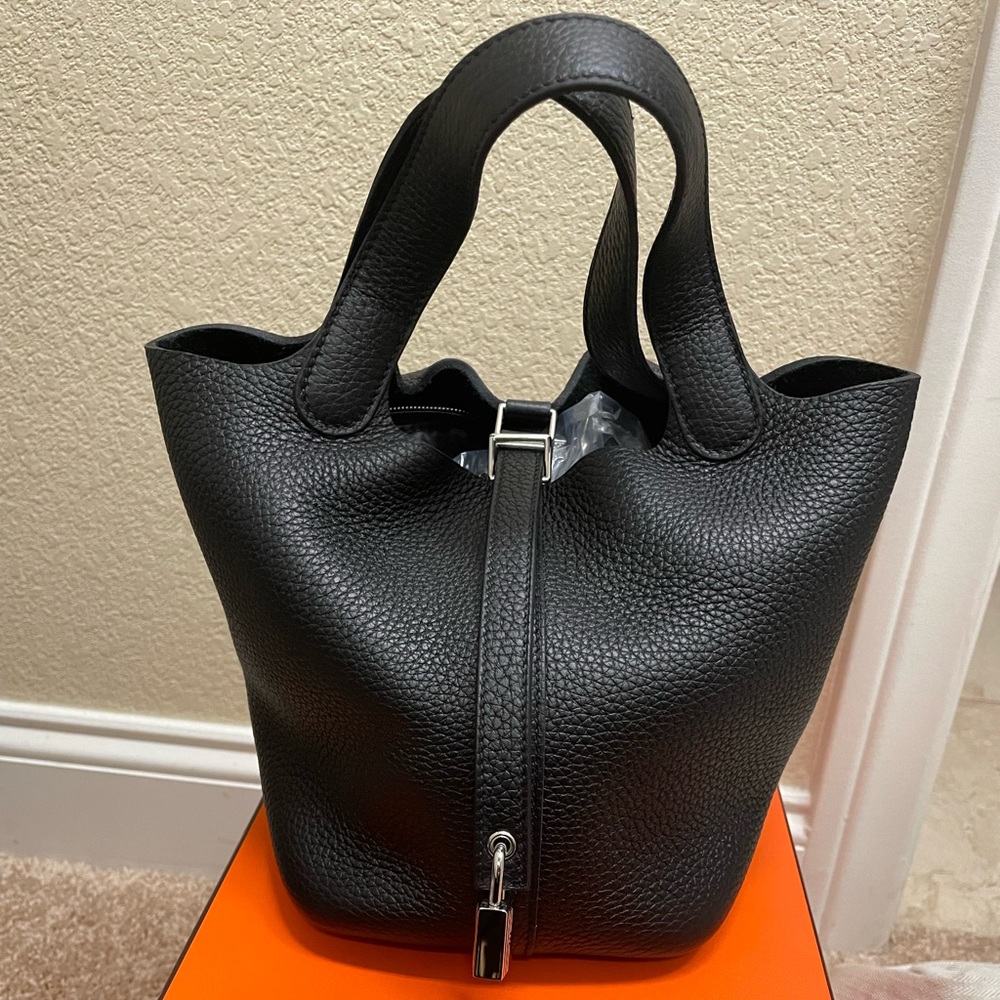 SOLD - Authentic Hermes Picotin Lock 18